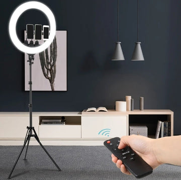 Ring light 58 CM cu lumini profesionale, trepied cu inel de lumina si telecomanda inclusa